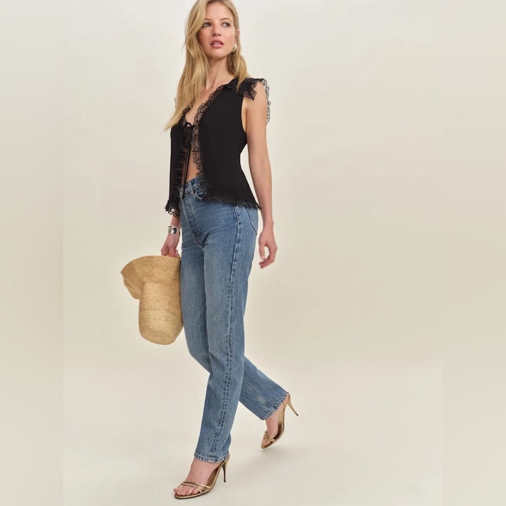 Reformation Clarisse Top in Black. Brand new without tags, never worn. - Picture 4 of 4
